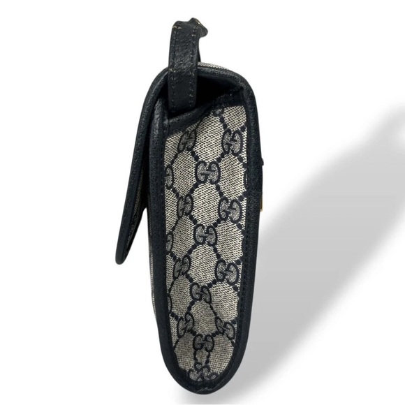 Gucci Beige and Black Monogram Shoulder Bag - Picture 4 of 16